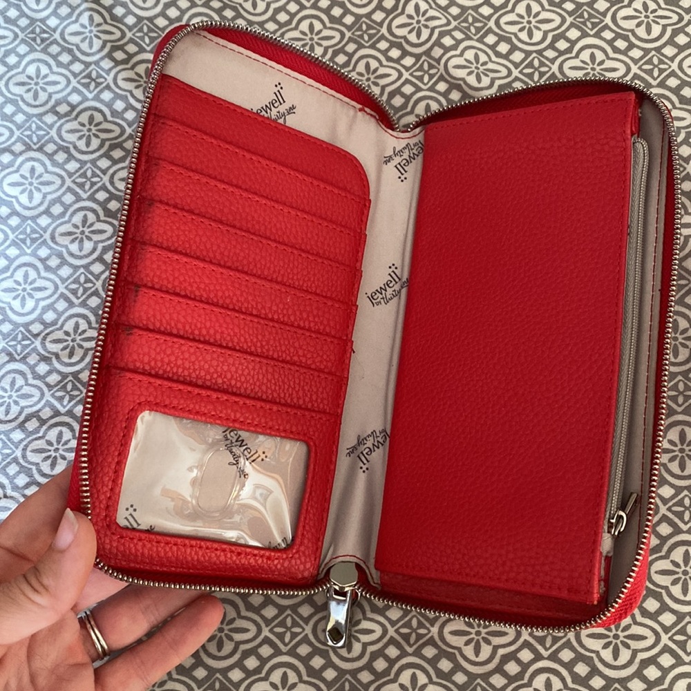 Thirty-One Shoulder Bag & Wallet - Picture 4 of 6